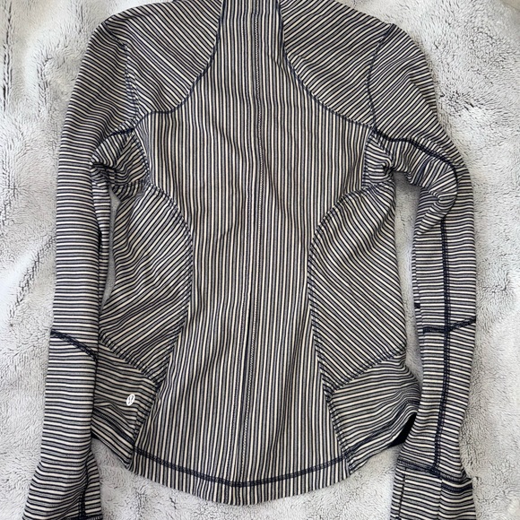 Limited Edition Lululemon Define Jacket - Picture 3 of 4